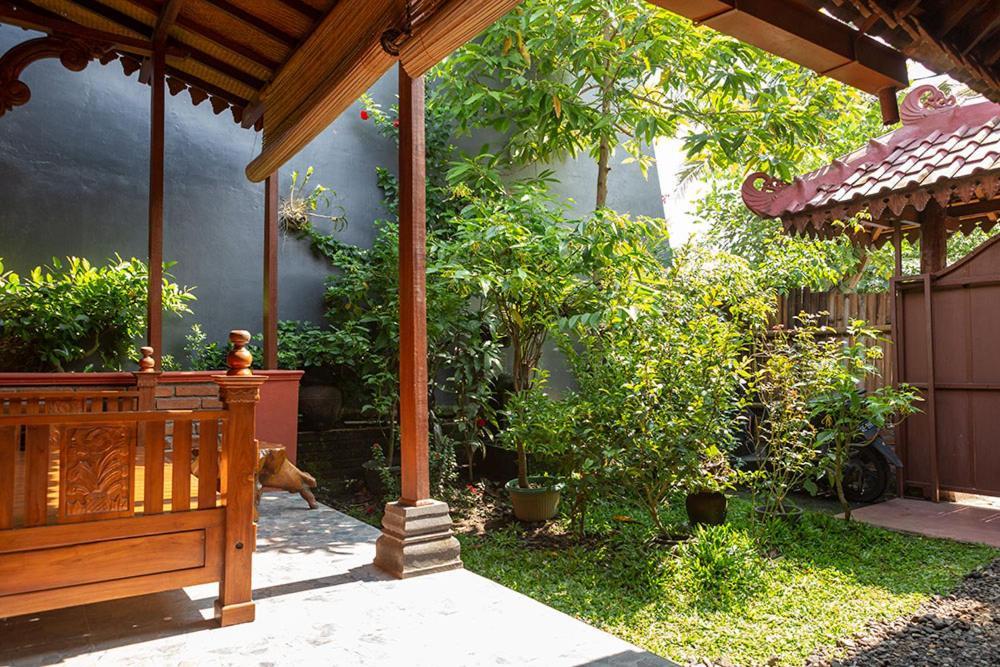Cebongan 鲁玛优齐旅馆酒店 外观 照片