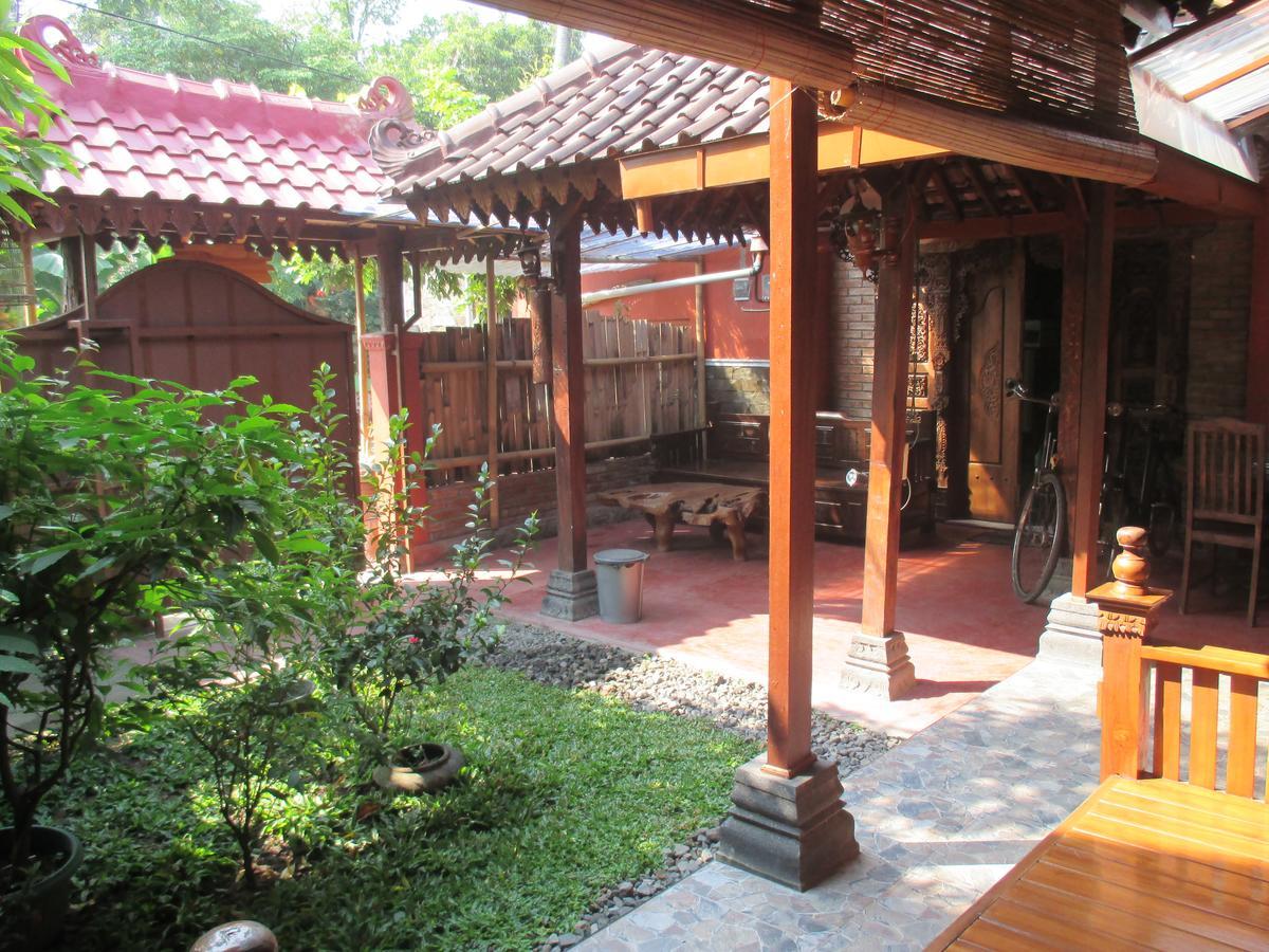 Cebongan 鲁玛优齐旅馆酒店 外观 照片